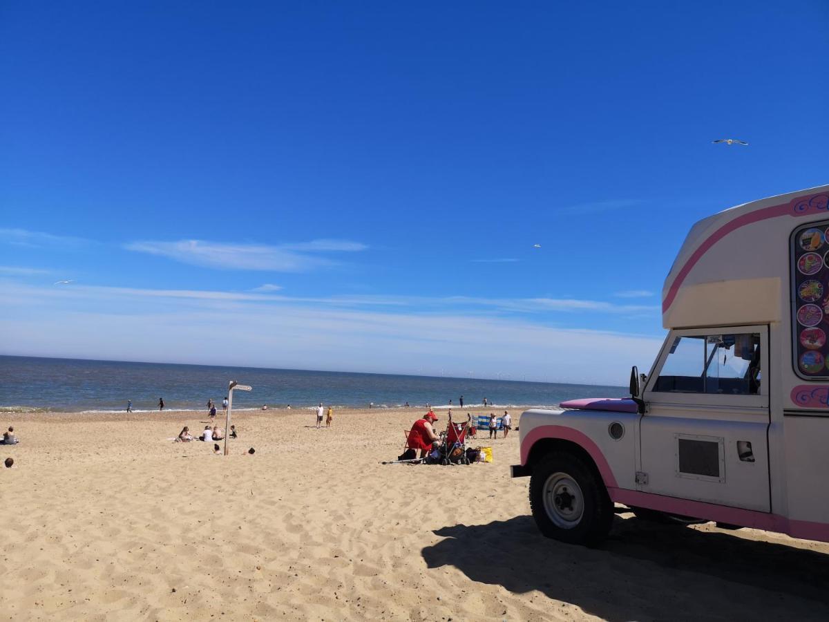 Hemsby Static Caravan In Norfolk Quiet Site Great Location Hotel Exterior photo