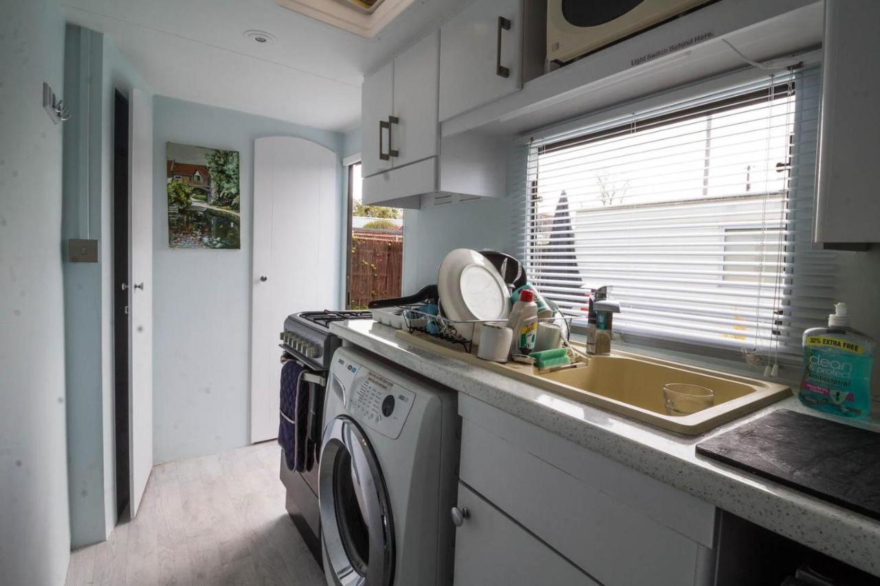 Hemsby Static Caravan In Norfolk Quiet Site Great Location Hotel Exterior photo